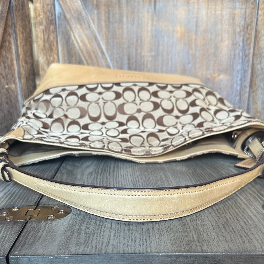 Coach F12518 Signature Jacquard and Leather Brown and Tan Shoulder Handbag - Picture 16 of 16